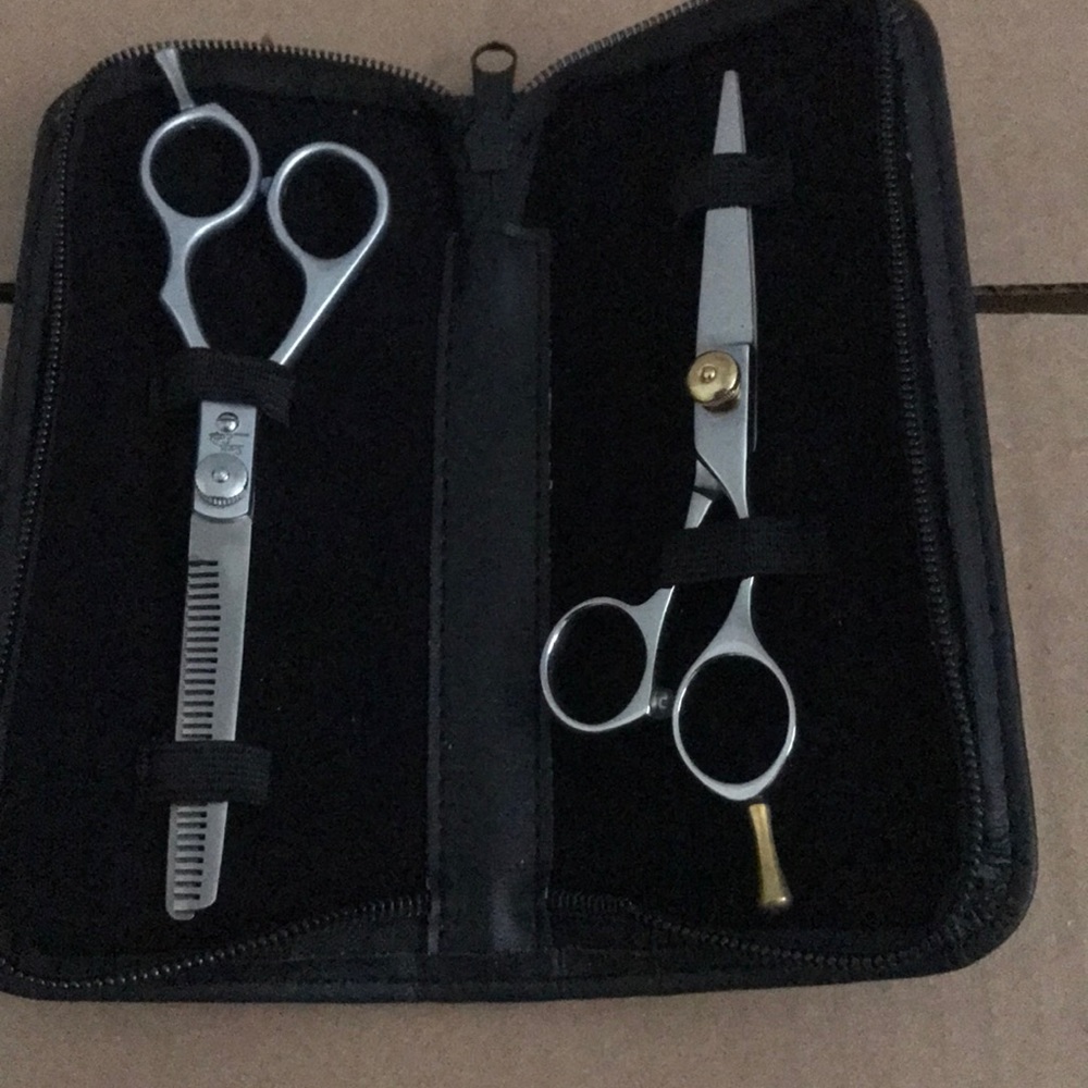 Scissors